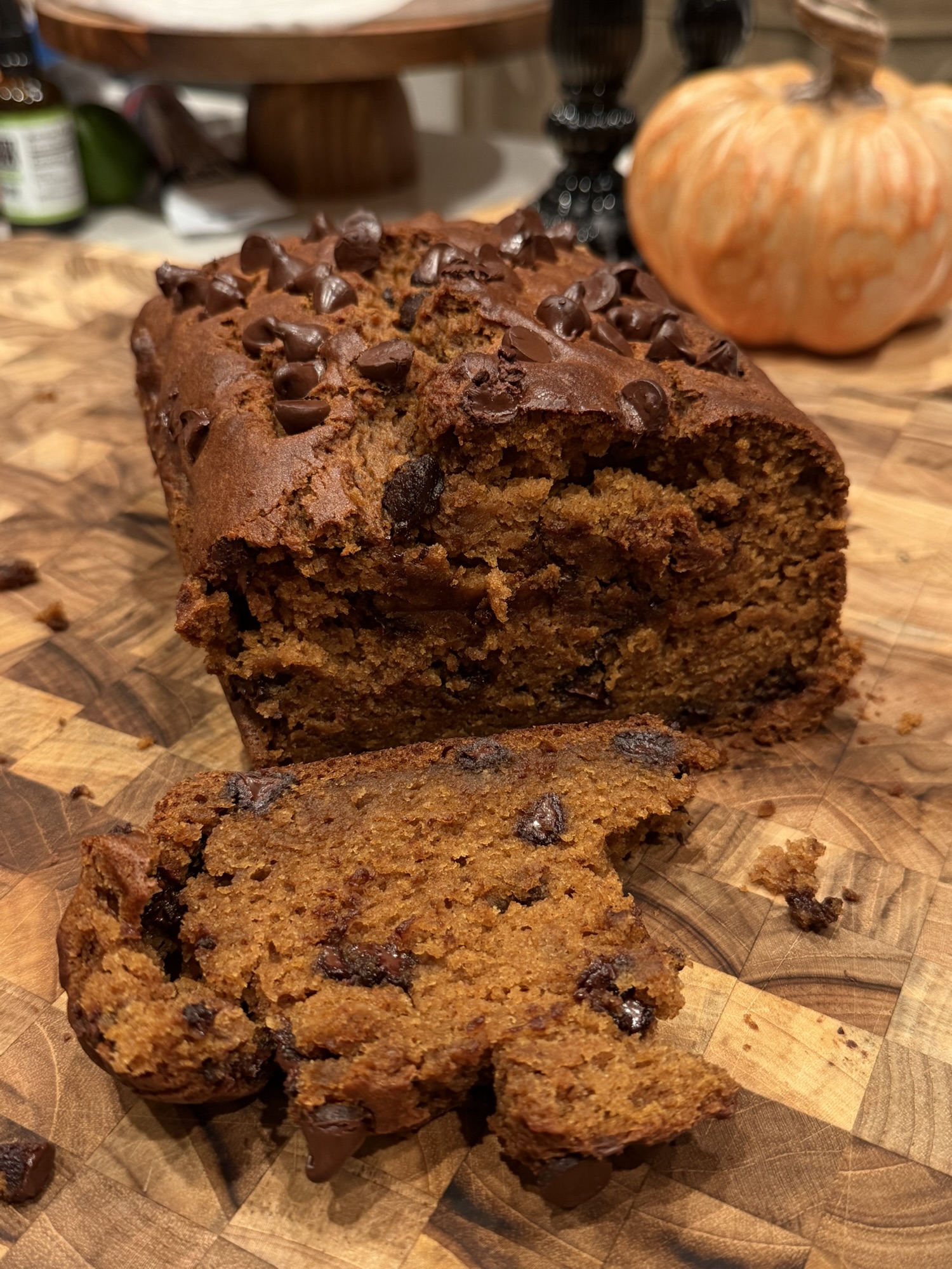 Pumpkin Chocolate Chip Bread